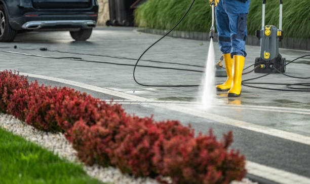 Why Choose Our Certified Pressure Washing Experts for Your Project Needs in Twinsburg Heights, OH?