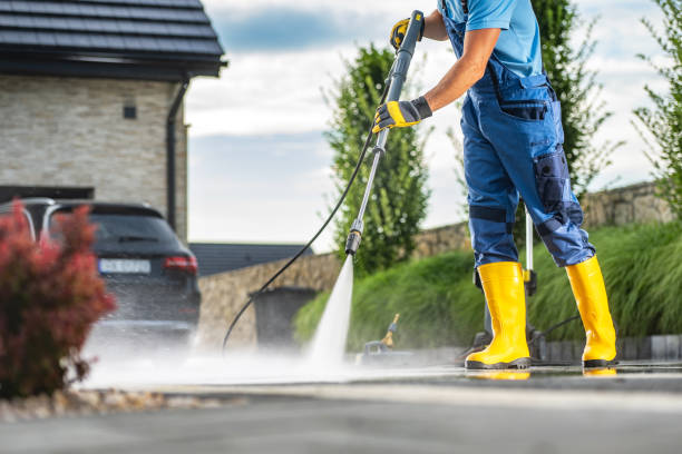 Best Commercial Pressure Washing  in Twinsburg Heights, OH